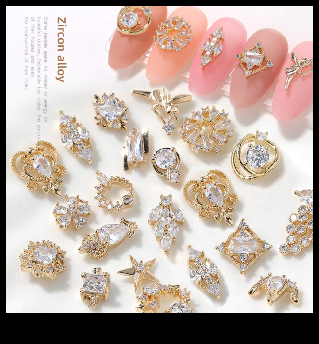 الزينة الأنيقة: نظرة على فن صياغة المجوهرات الذهبية 2 زينة أنيقة: اكتشف فن المجوهرات الذهبية