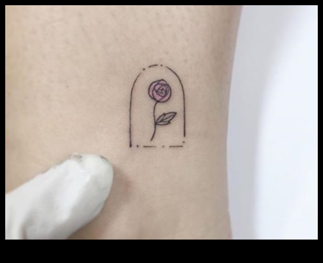 الأقل هو الأكثر: اكتشف جمال الوشم البسيط