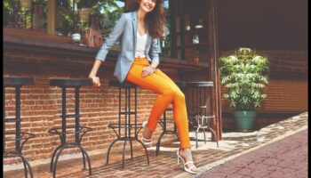 City Slickers Chic: أزياء المرأة الحضرية المتميزة