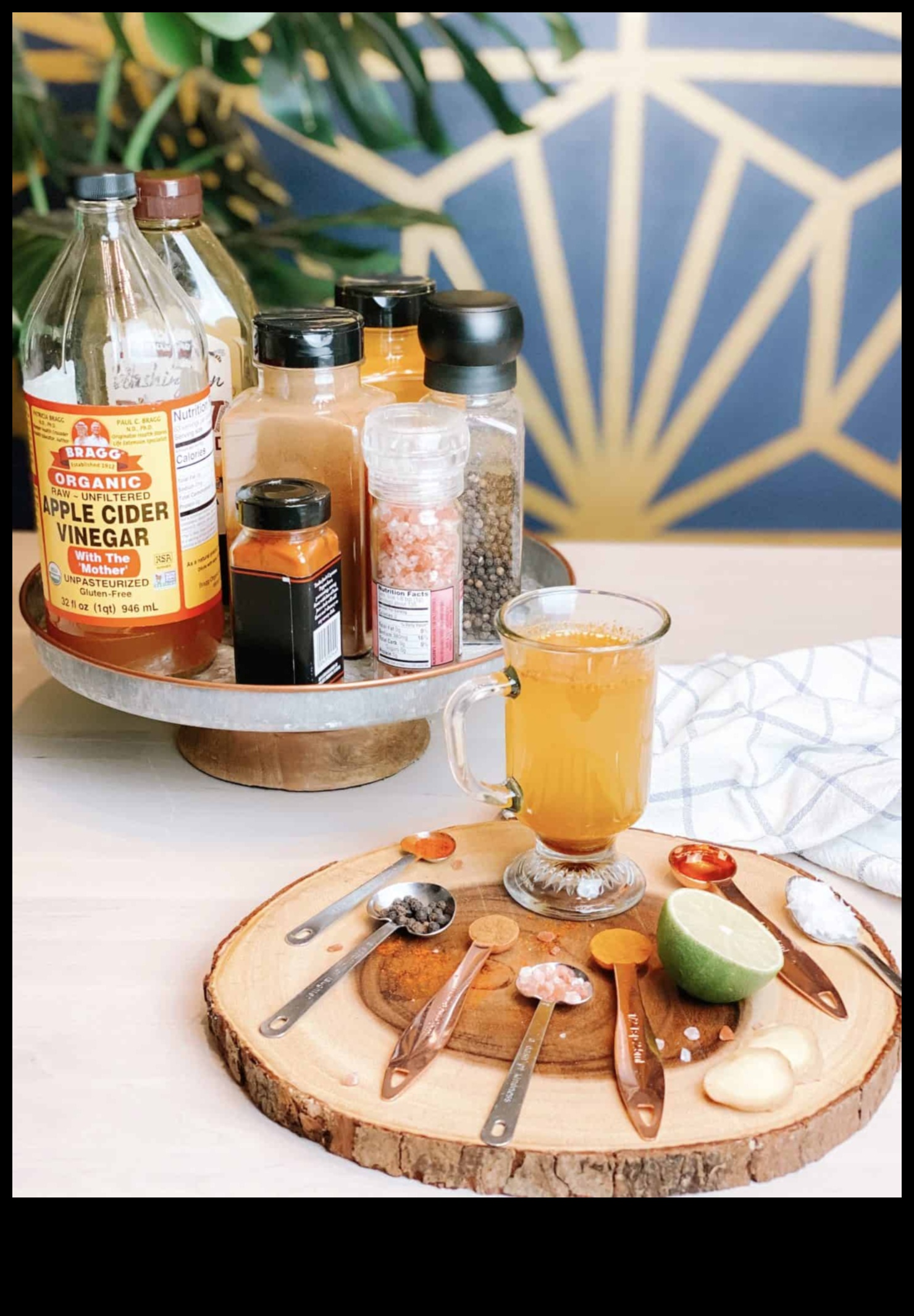 طقوس التخلص من السموم تطهير جسمك وعقلك بالإكسير الطبيعي 4 طقوس التخلص من السموم: رعاية جسمك وعقلك باستخدام إكسيرات التنظيف