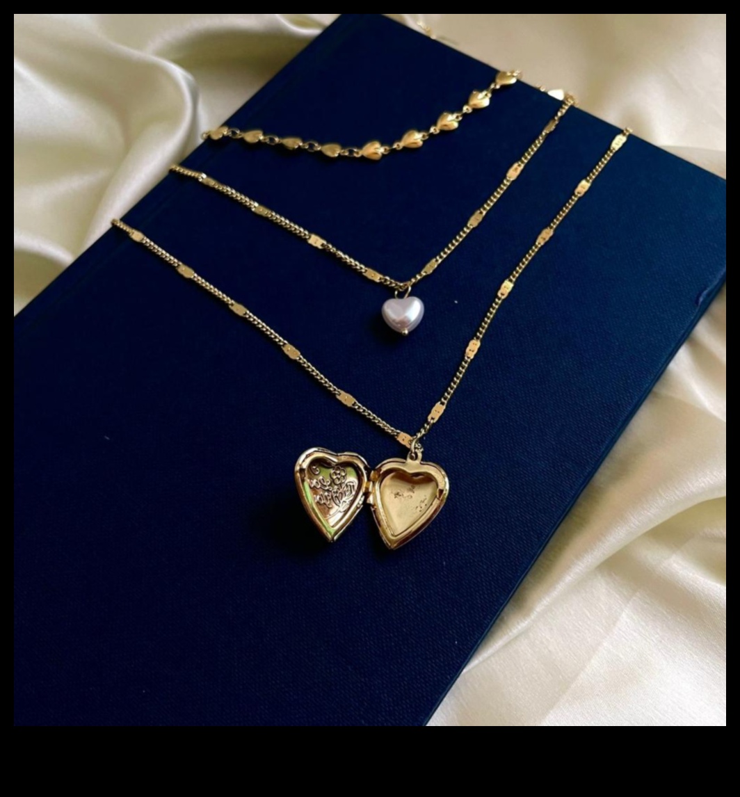 الانسجام في الذهب: غلف نفسك بدفء مجموعتنا من القلائد الذهبية