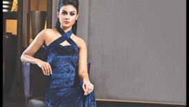 أحلام مخملية: ثني كاحلك في فخامة المخمل