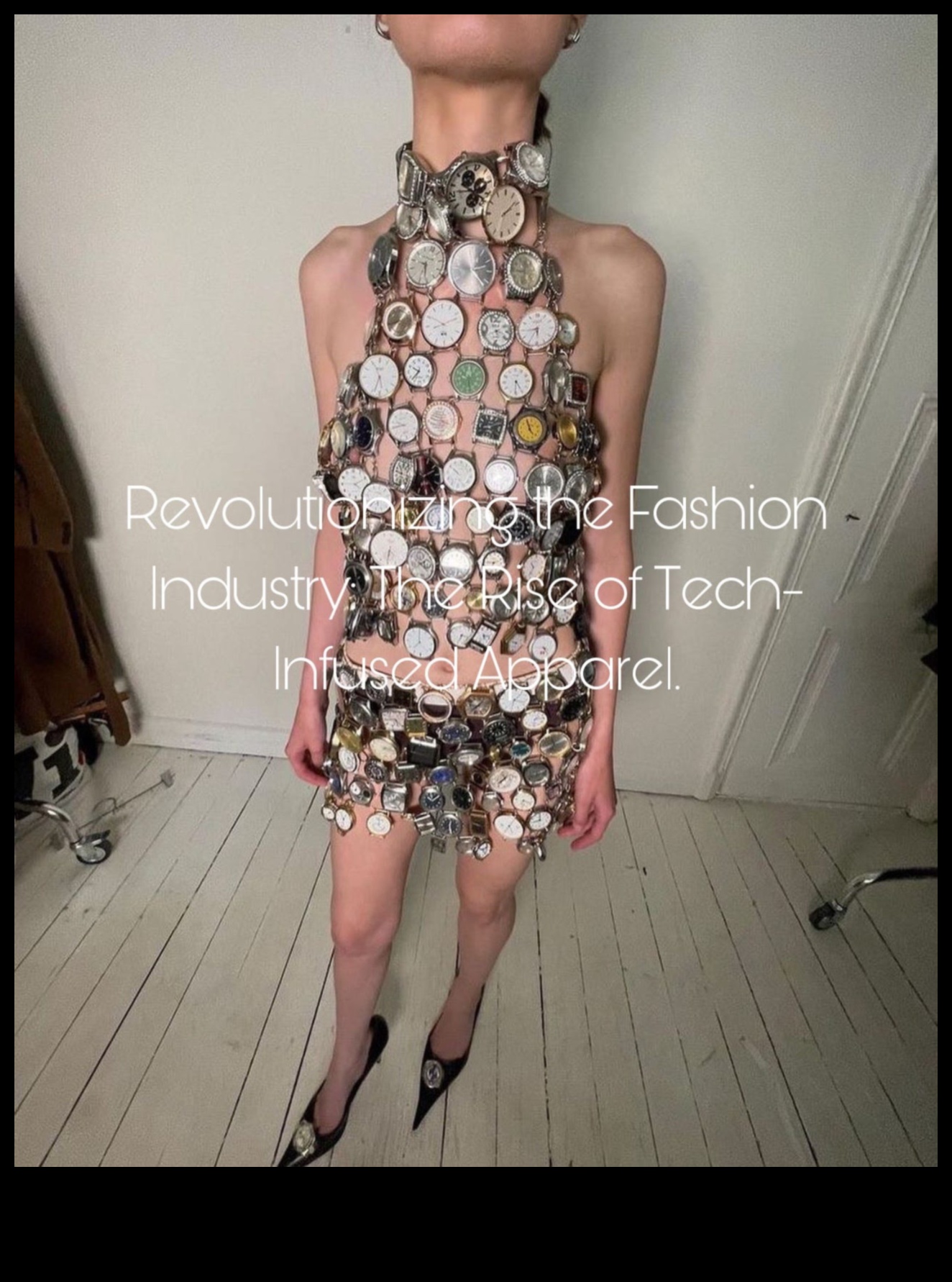 الاتجاهات المليئة بالتكنولوجيا: ملابس حديثة بأسلوب متطور